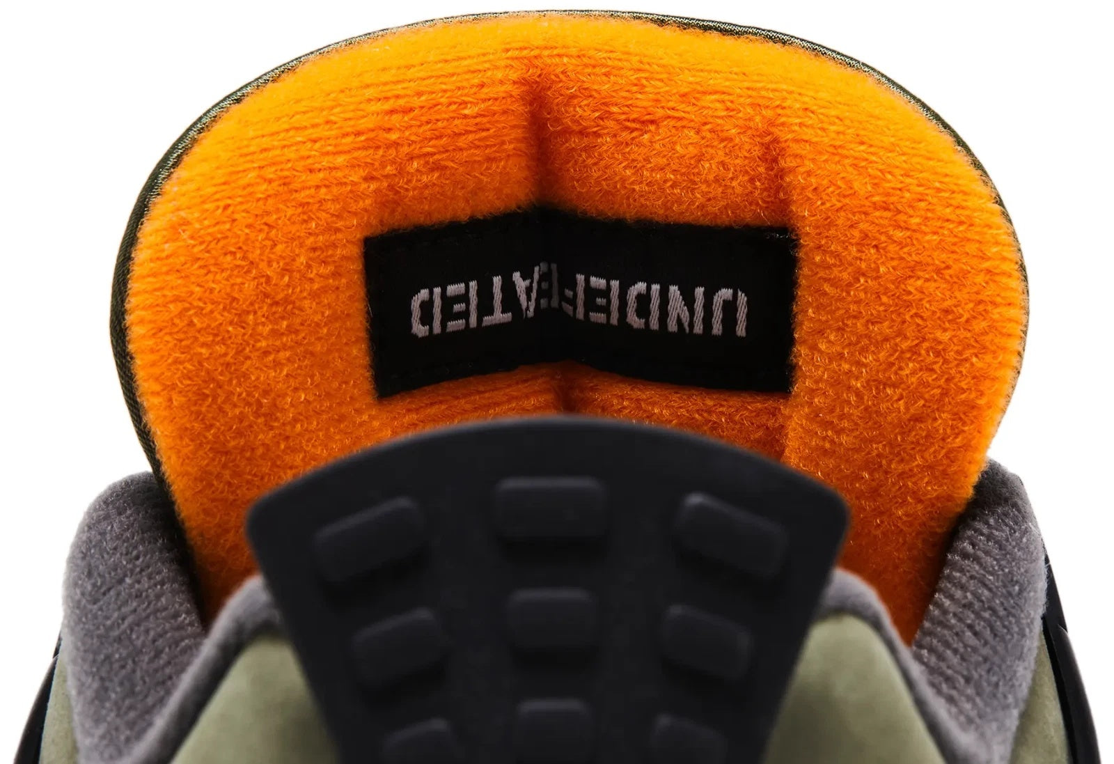 IB1519-200 Undefeated X Jordan 4'Army Green' Men's